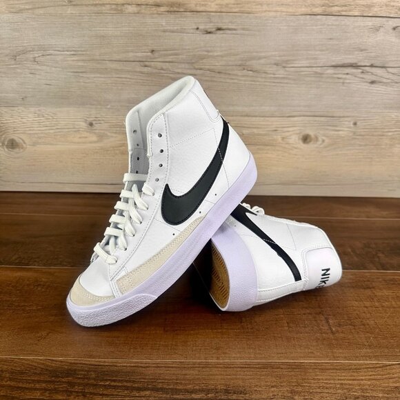 Nike Blazer Mid 77 GS Size 6.5Y White Black Total Orange DA4086 100
